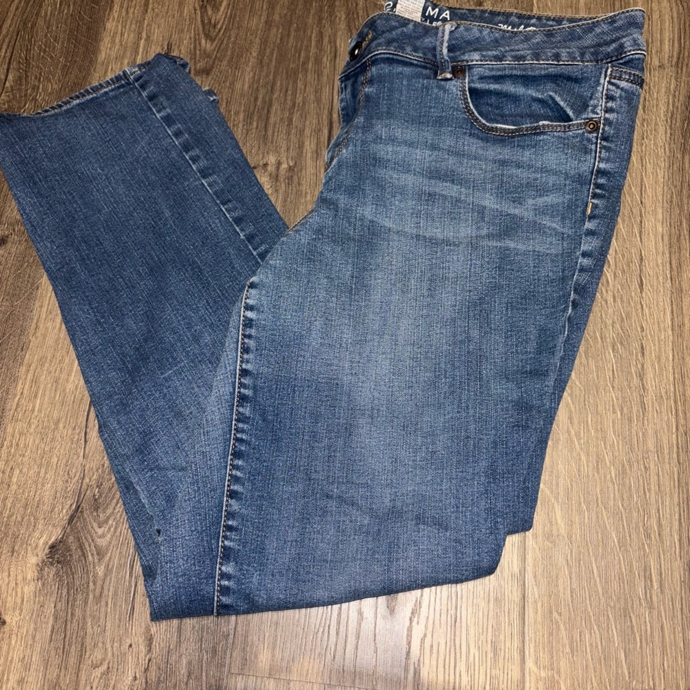 Sonoma Women's Mid Rise Straight Leg Blue Jeans